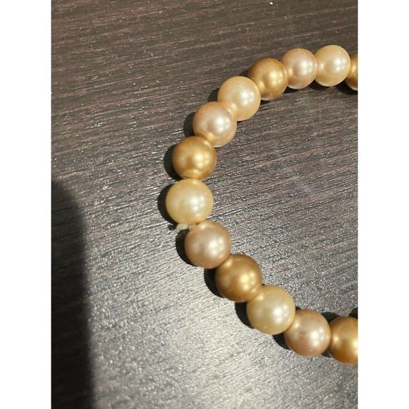 Homemade Faux Gold & Cream Colored Pearls Stretchy 2.75 Bracelet! - Picture 11 of 11